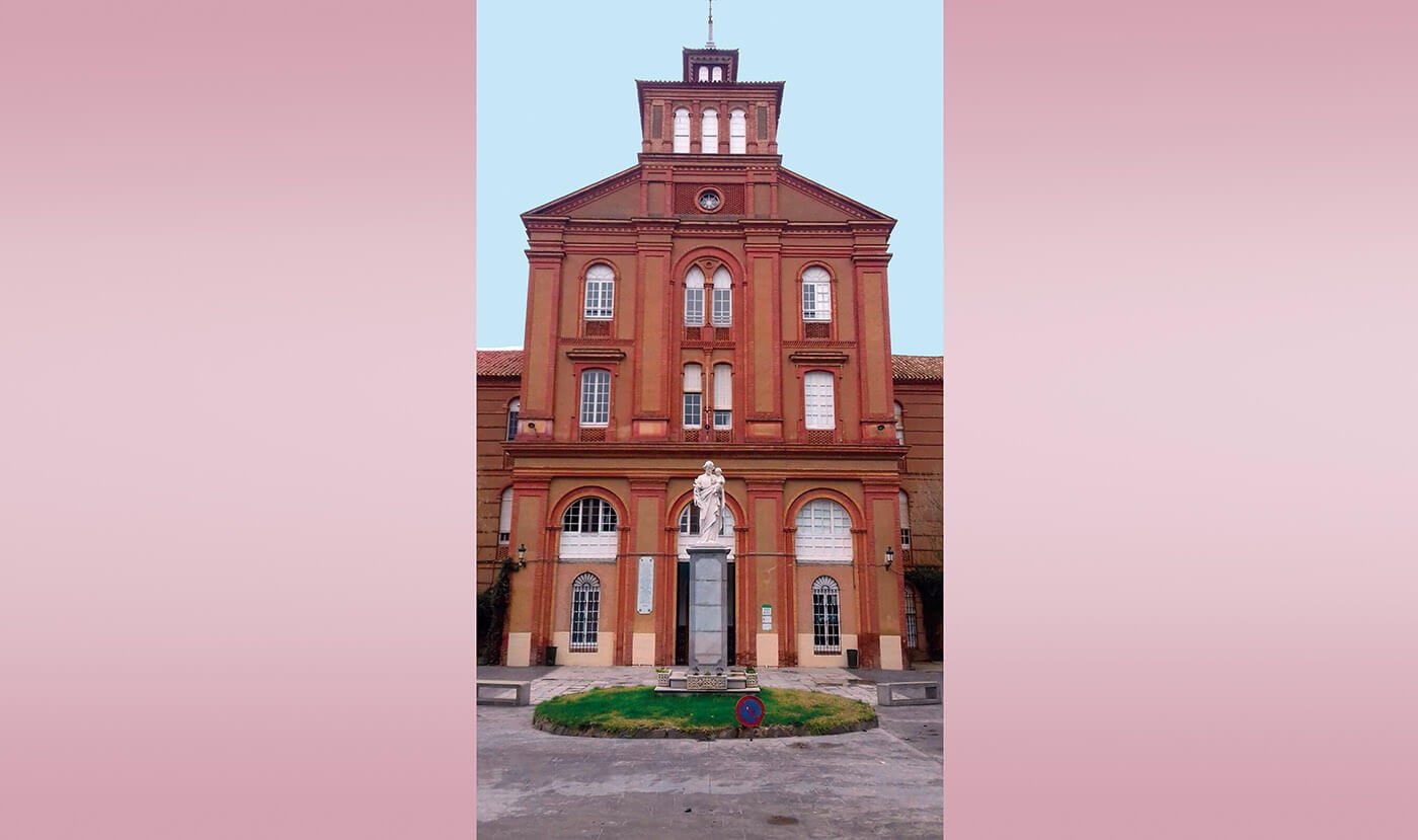 Colegio San José de Villafranca de los Barros (Badajoz)