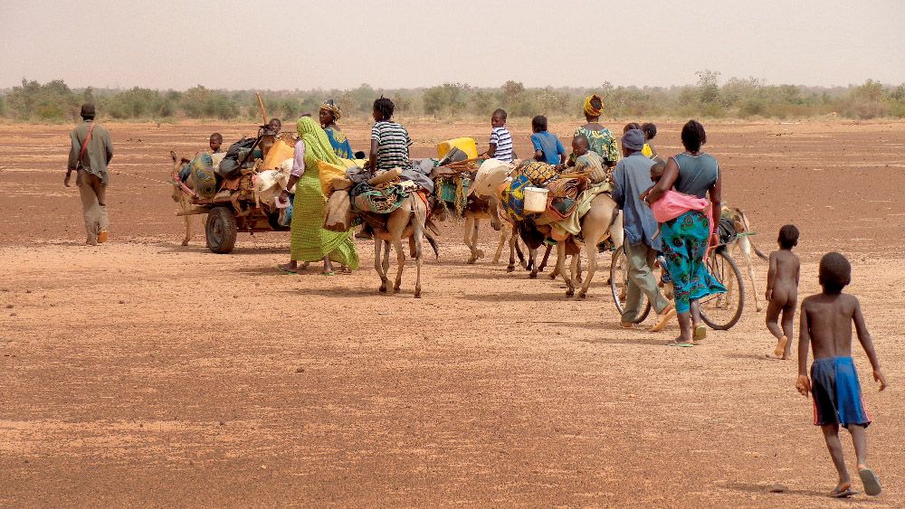 Migrantes en un mundo sin fronteras. Foto: Trasmo