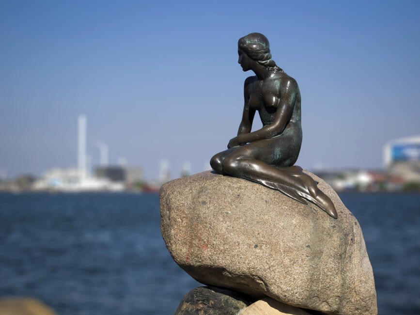 La sirenita de Copenhague, de EdVard Eriksen, foto: Brando