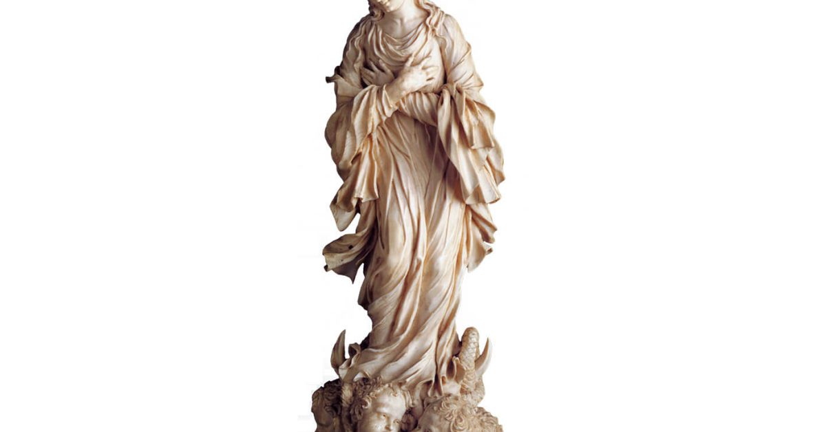 Virgen de marfil