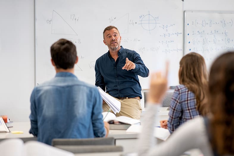 Buscar la excelencia en un mundo mediocre