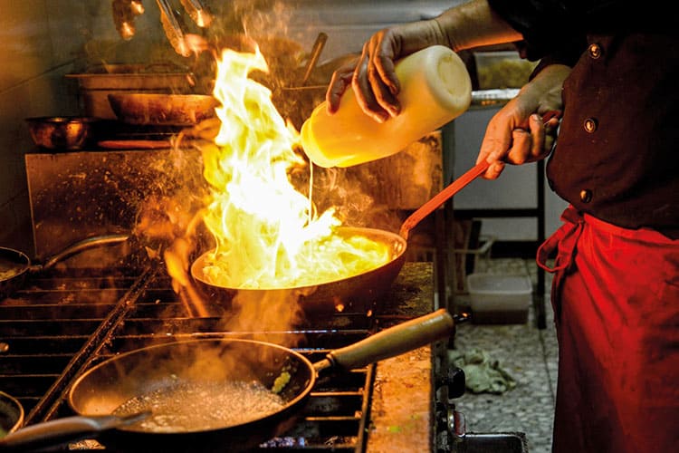 Cocinando