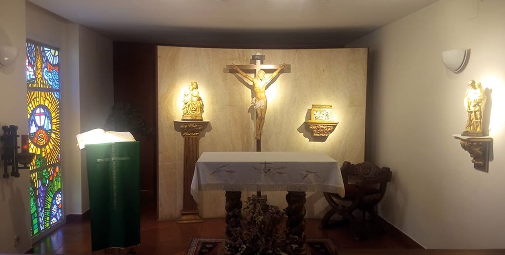Altar mayor Hogar de Zamora
