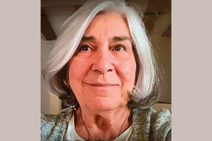 Carmen Asiain, política cristiana comprometida con la defensa de la vida, la educación y el servicio público.